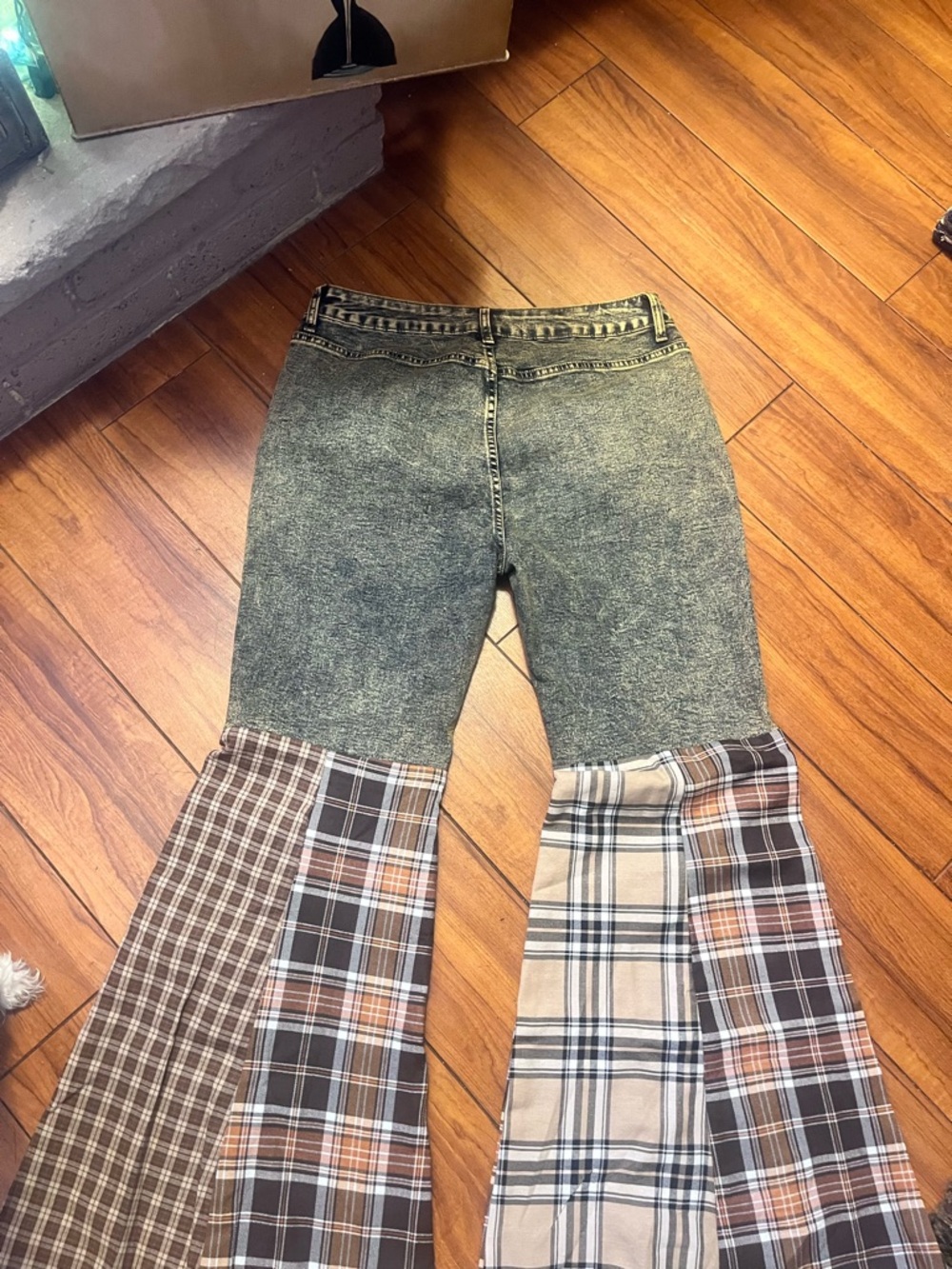 Gray Acid-Wash Jeans with Multi Plaid Flared Panels - Picture 6 of 13
